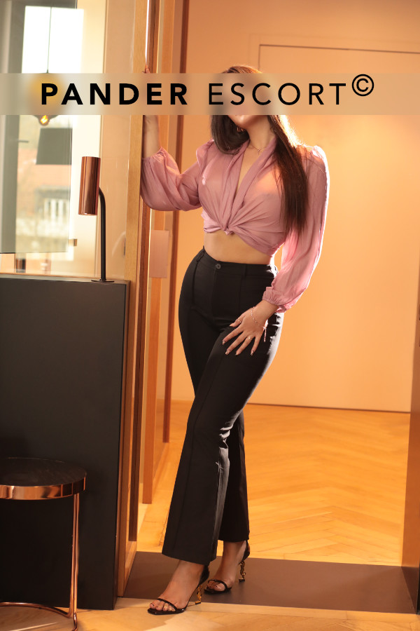 Escort München Eleyne